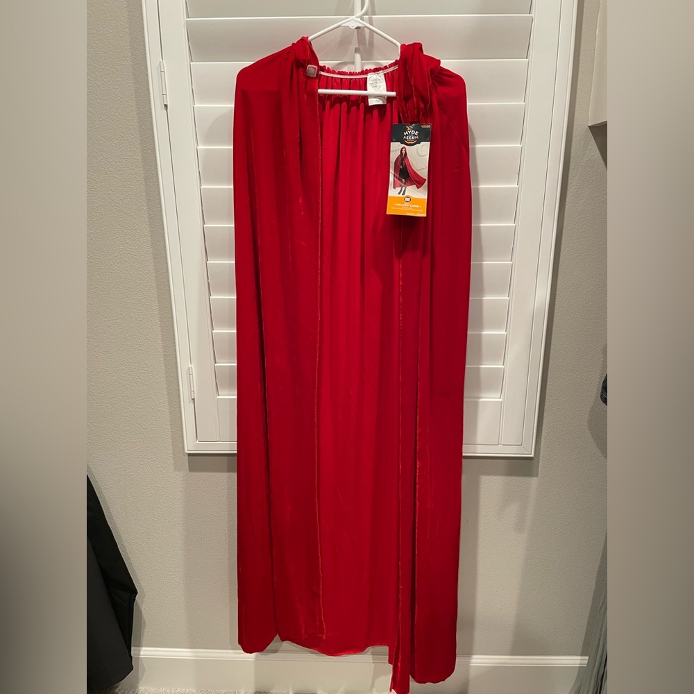 NWT Red Velvet Cape